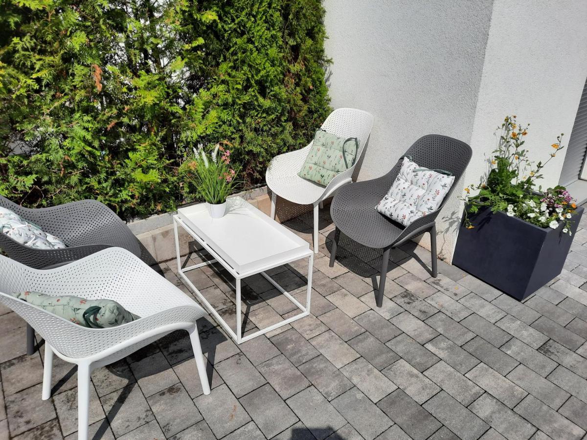 Apartments Bei Playmobil 2,130 M2,24H Self Check-In,Free Parking Цирндорф Экстерьер фото